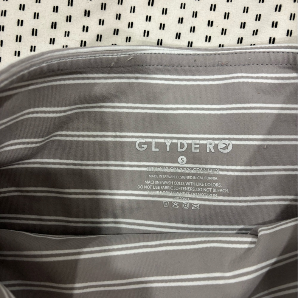 Gray Striped Leggings - Picture 2 of 4